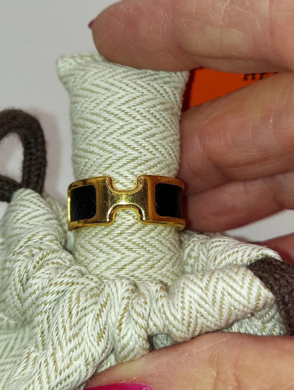 HERMES OLYMPE RING Gold Tone With Black Leather Sz M 6.75/7.25